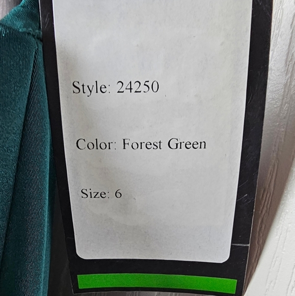 La Femme Women's Off Shoulder Side Cutout Mermaid Gown Hunter Green, 6 - Picture 11 of 14